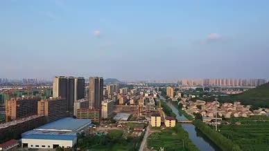 航拍徐州西郊小镇视频的预览图